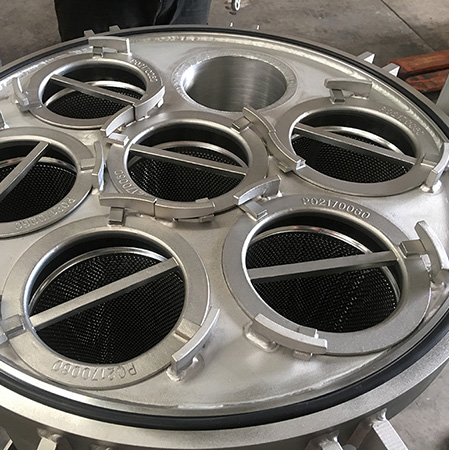 Replacement filter basket for industrial bag filter vessel or strainer housing